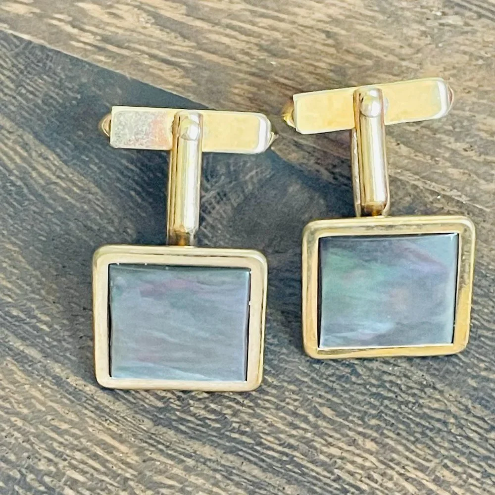 Vintage Swank Abalone Mother of Pearl MAP Shell Gold Tone Cuff Links